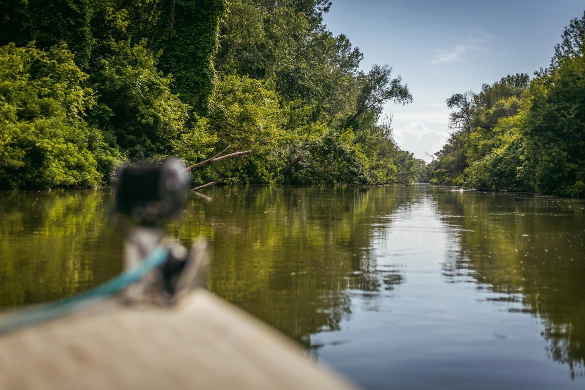 Lakóhajó, úszóház - Tisza-tó Hotel Tiszafüred Kültér fotó